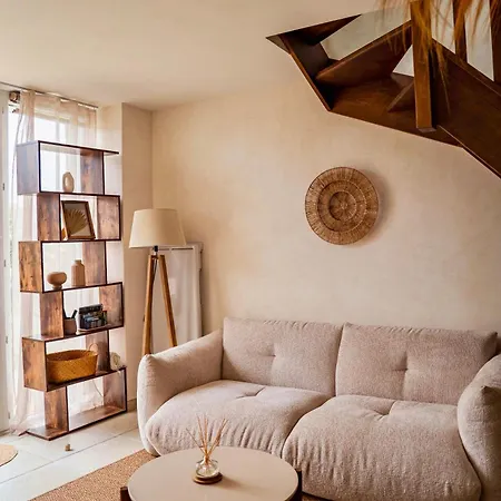 Le Pre De La & Privatif