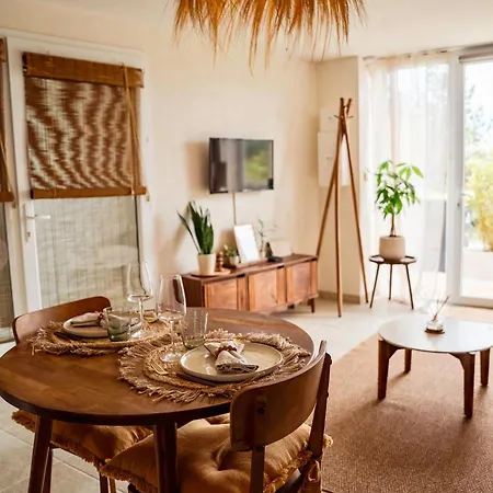 Le Pre De La & Privatif *