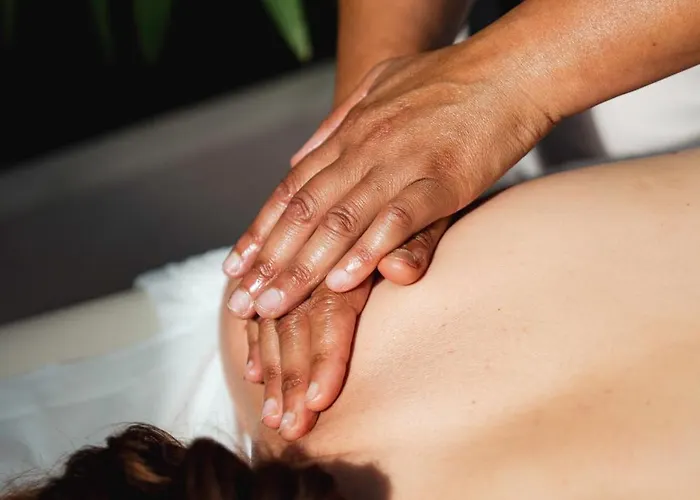 Le Pre De La & Privatif 度假居