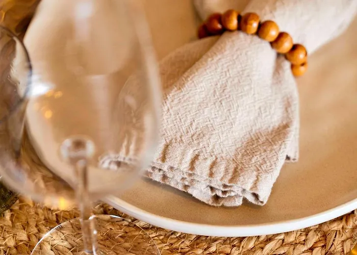 Le Pre De La & Privatif 度假居 *